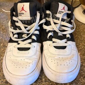 Nike Men's Black and White Athletic Shoes